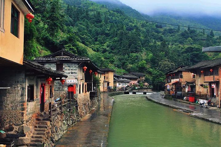 福建旅游必去十大景点推荐，福建旅游必去十大景点推荐免费