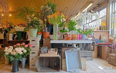 开鲜花店的利润空间大概是多少，学花艺一般要学多久可以开店