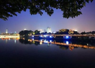 宁波夜景最美的地方，宁波晚上最热闹的地方