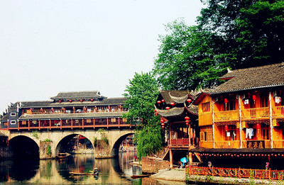 中国四大旅游古城，中国四大古城哪个最值得去