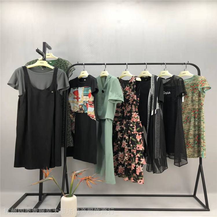 服装加盟店女装零库存标头怎么写，零库存女装加盟店有哪些品牌门槛低