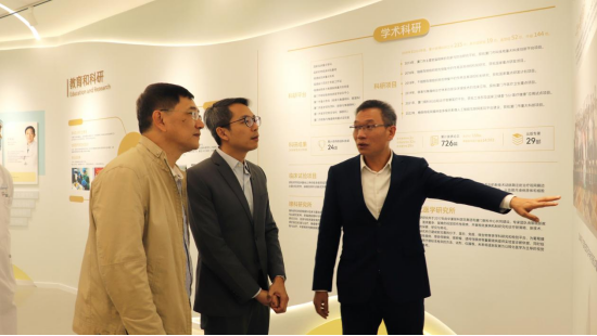 共话跨国院校合作！新加坡国立大学专家团队莅临华厦眼科参访交流